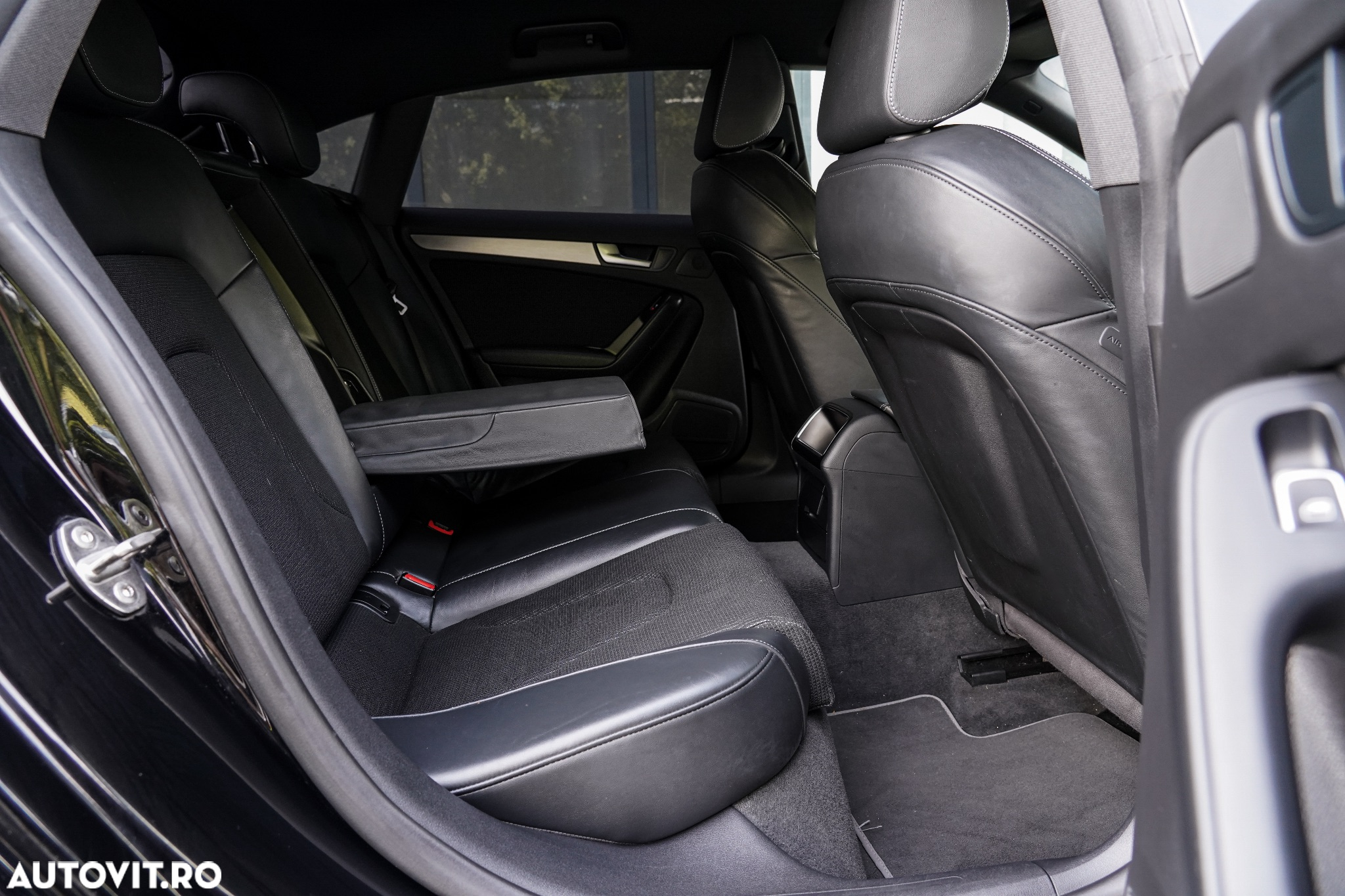 Audi A5 Sportback 2.0 TDI ultra sport - 11
