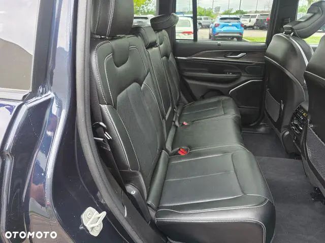 Jeep Grand Cherokee 3.6 V6 Overland - 11