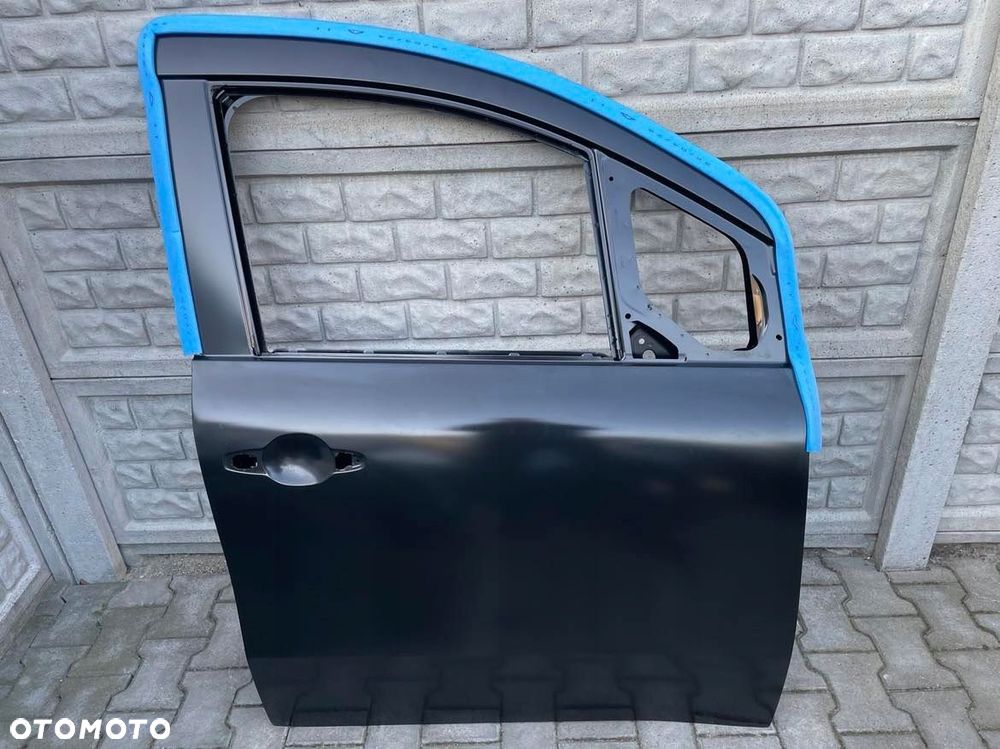 Nissan Townstar Drzwi Przód Prawe 80100-00Q1H