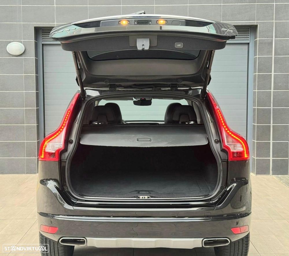 Volvo XC 60 2.0 D4 R-Design Momentum Geartronic - 14