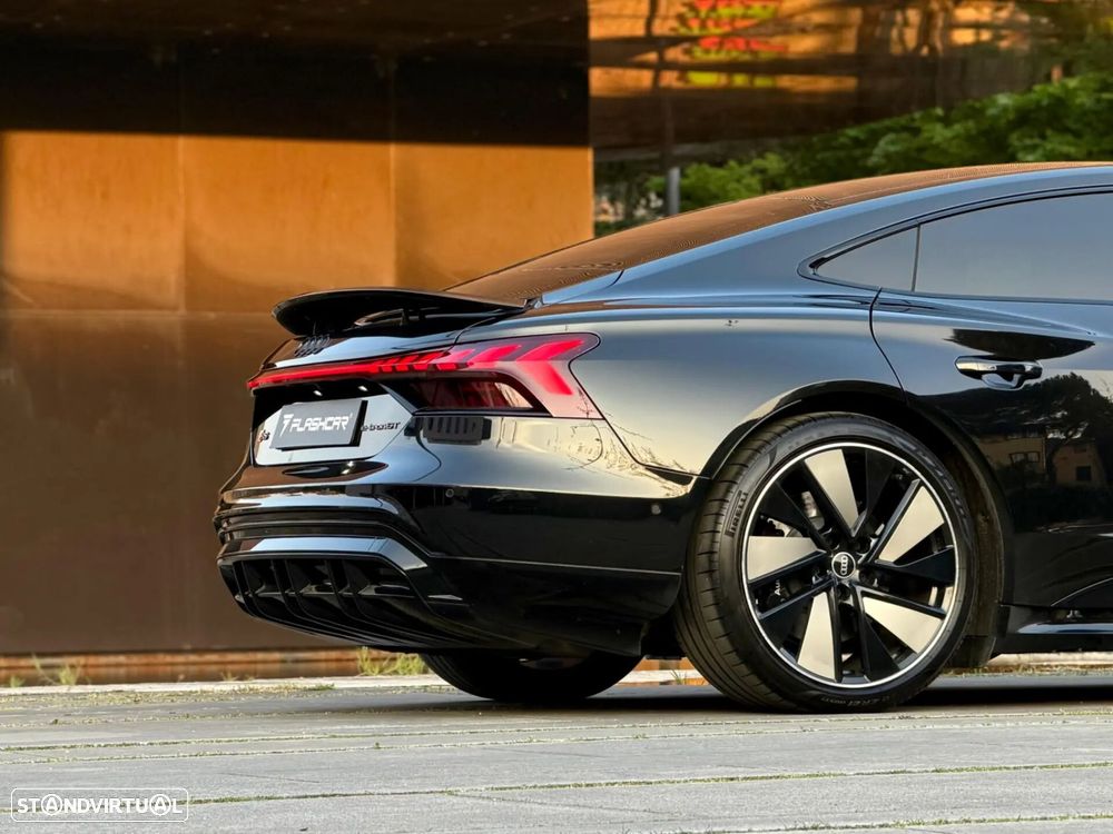 Audi e-tron GT quattro - 57