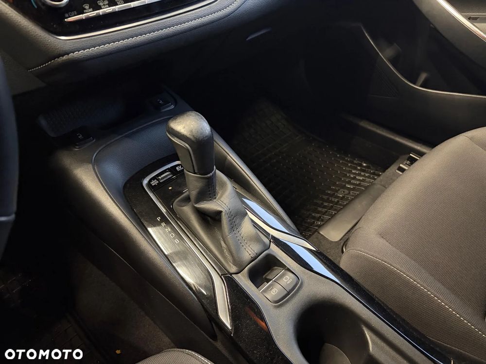 Suzuki Swace 1.8 Hybrid Premium Plus CVT - 10