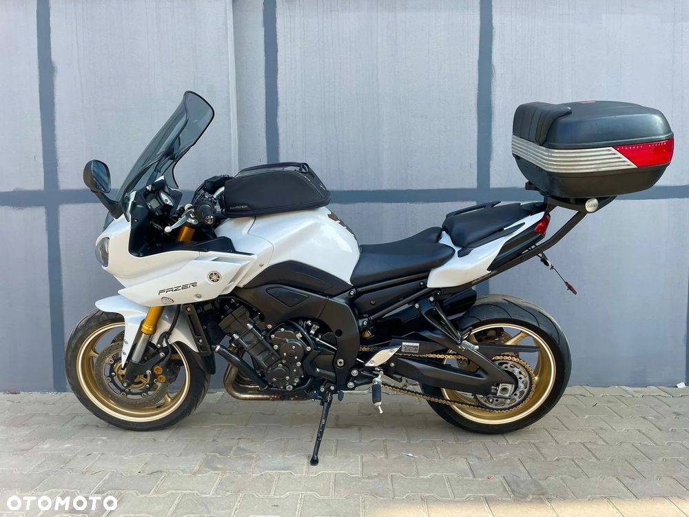 Yamaha FZ8 - 5