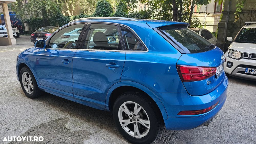Audi Q3 2.0 35 TDI S tronic quattro Advanced - 3