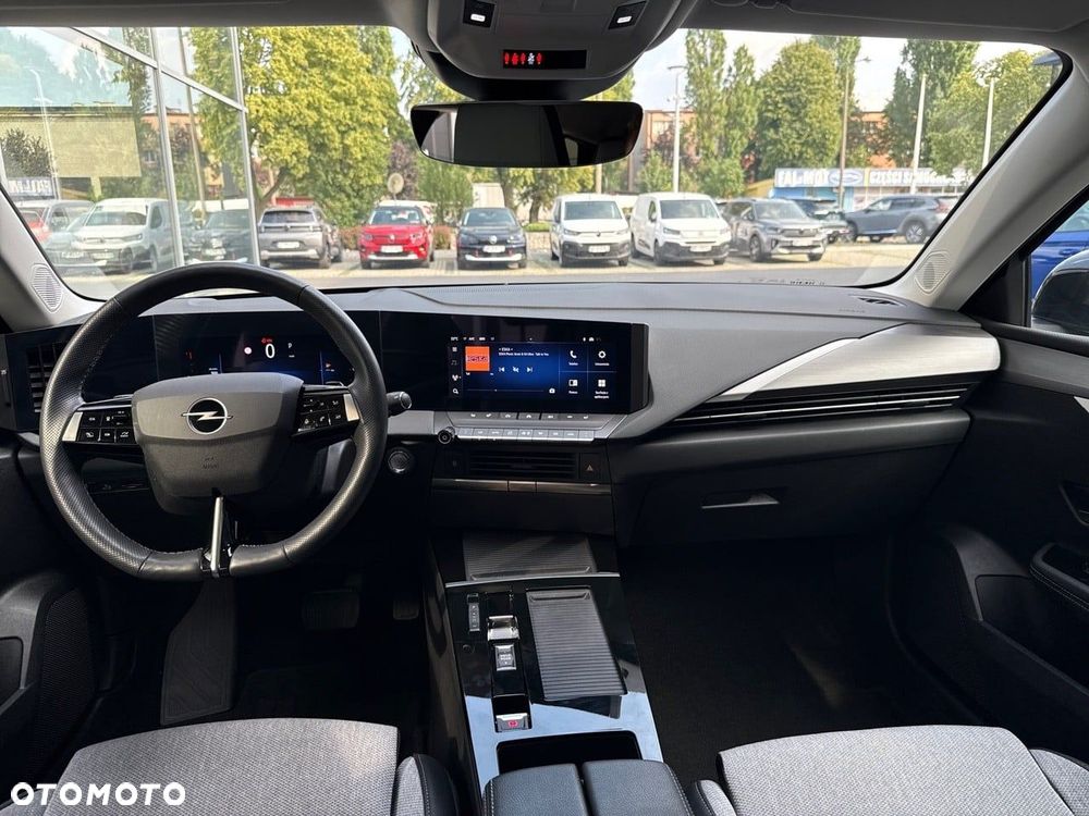 Opel Astra 1.2 T Elegance S&S - 9