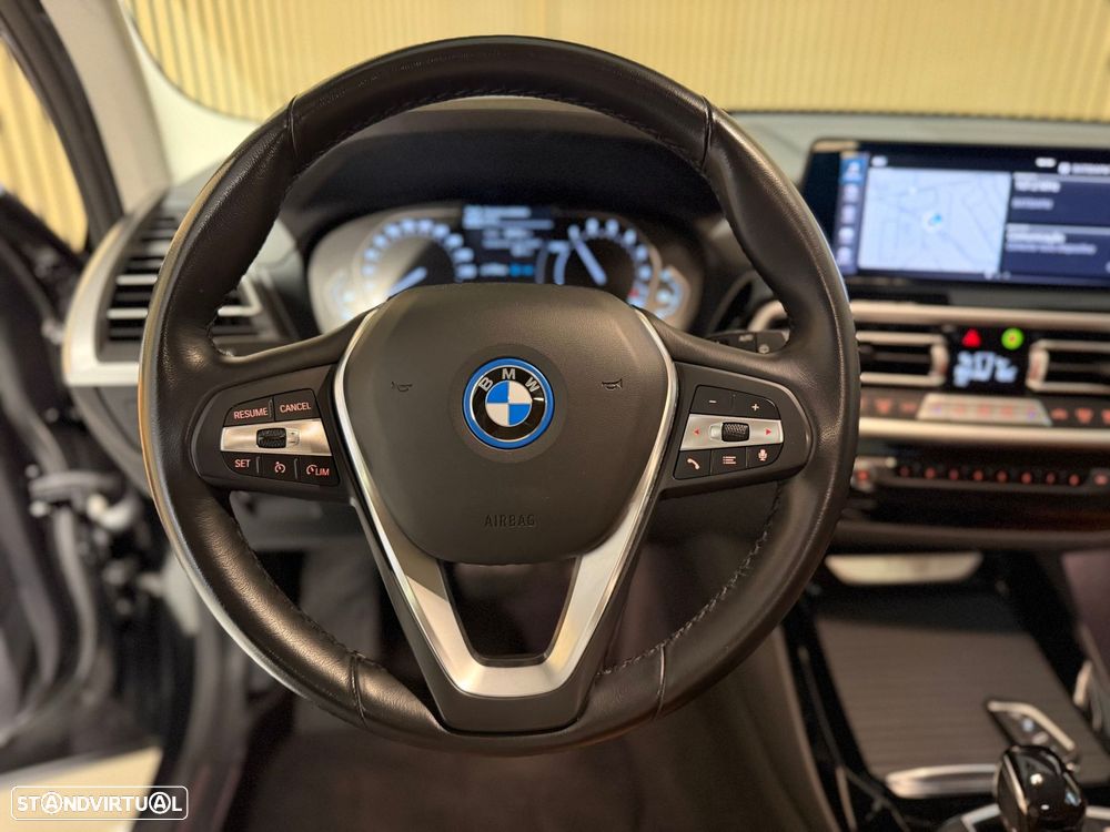BMW X3 30 e xDrive Line Luxury - 9