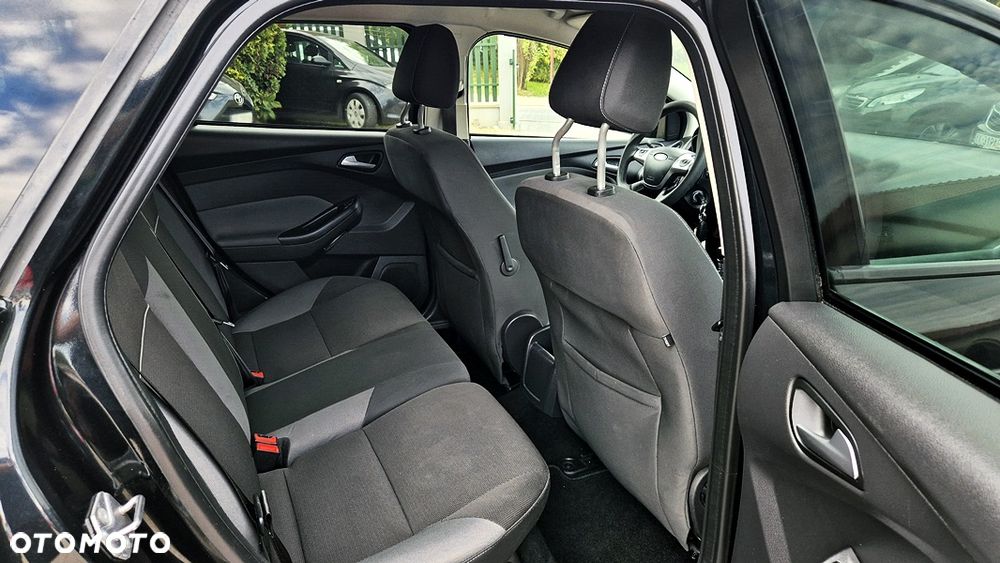 Ford Focus 1.6 Titanium - 35