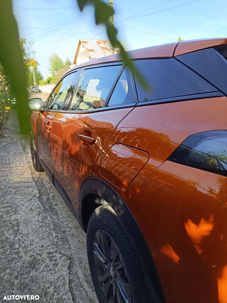 Peugeot 2008 1.2 L PureTech STT Active - 7