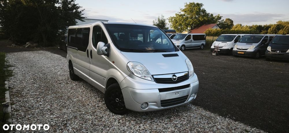 Opel Vivaro - 2