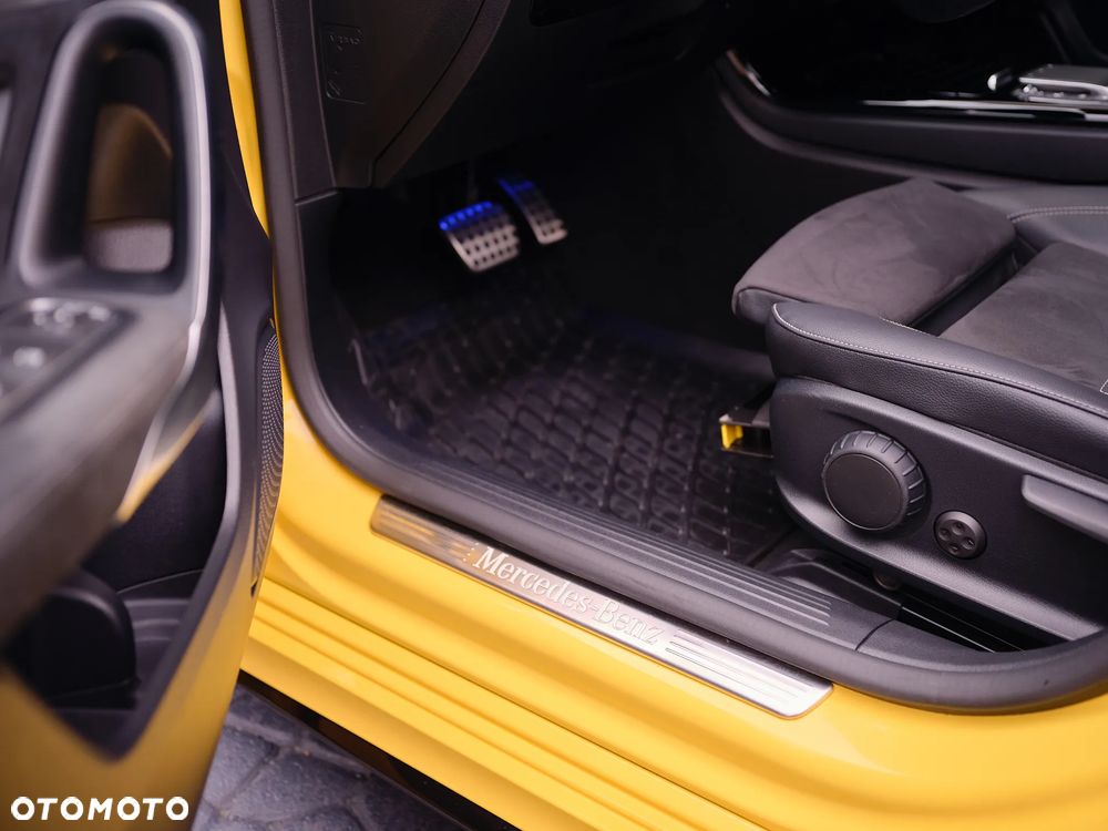 Mercedes-Benz Klasa A 250 Edition 1 7G-DCT - 33