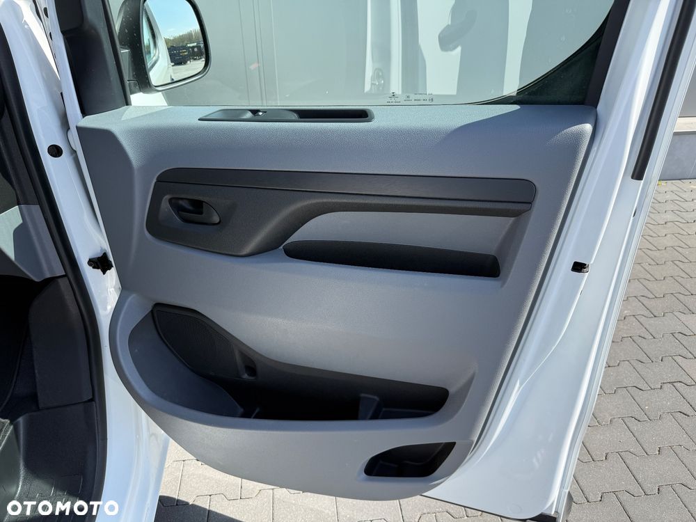 Opel Vivaro - 19
