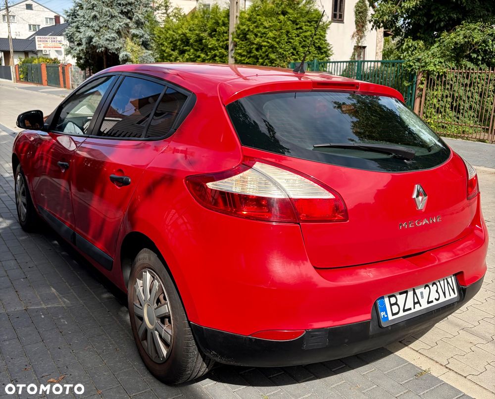 Renault Megane 1.6 16V 100 Authentique - 3