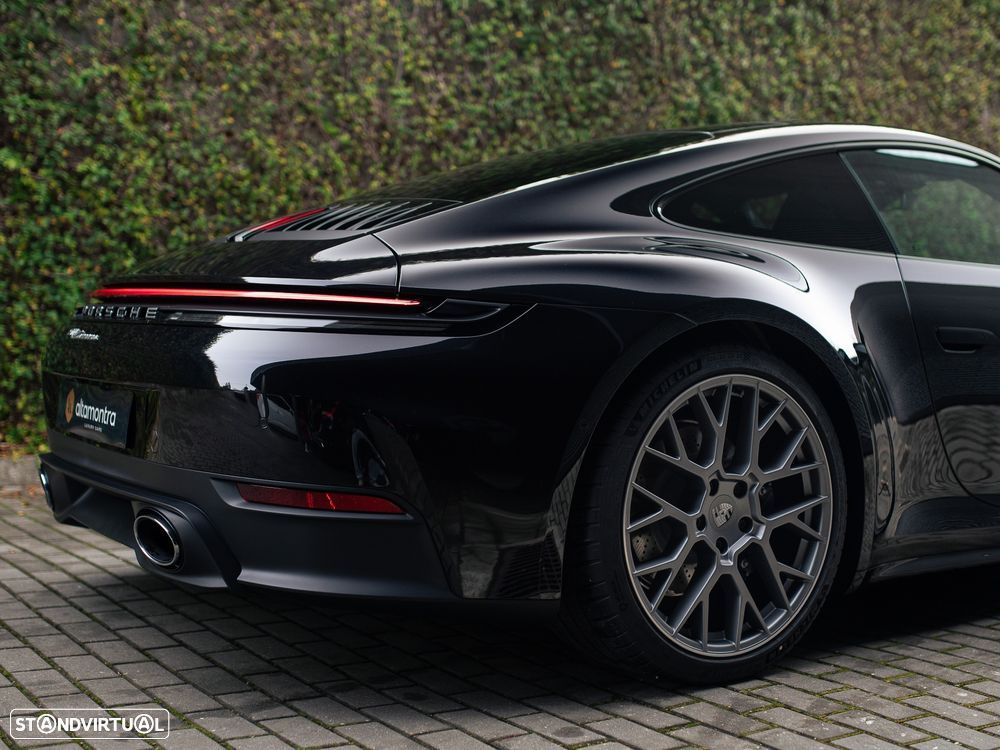 Porsche 911 (992) - 14