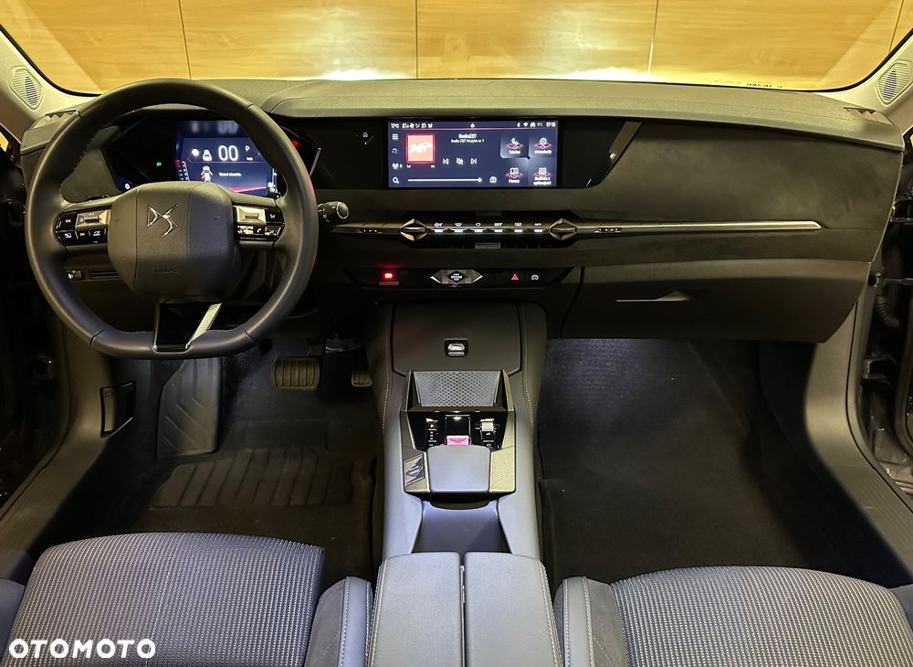 DS Automobiles DS 4 1.5 BlueHDi Antoine de Saint Exupéry - 14