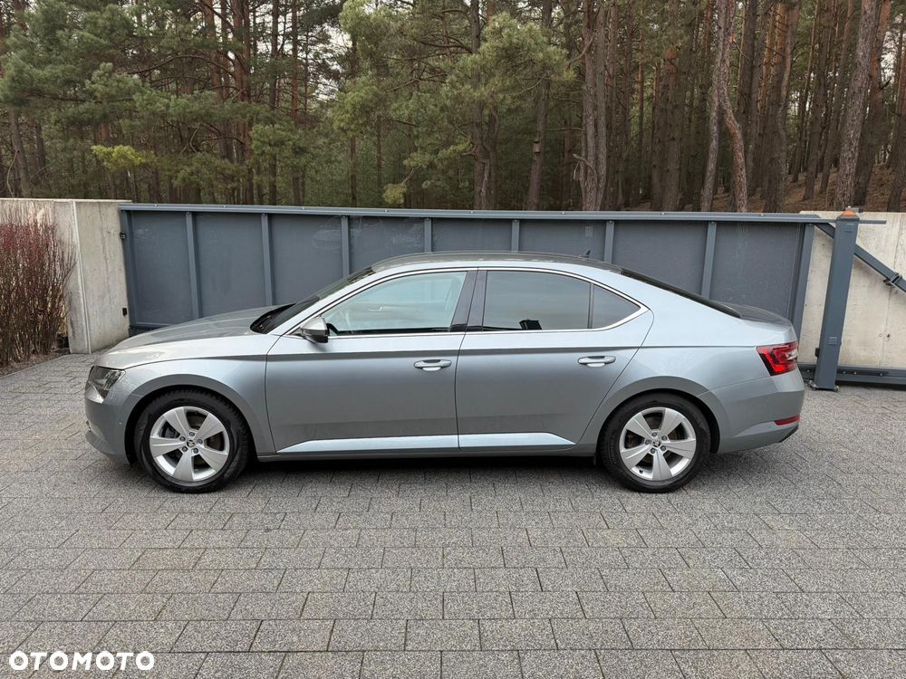 Skoda Superb 1.4 TSI ACT 4x4 SportLine - 4