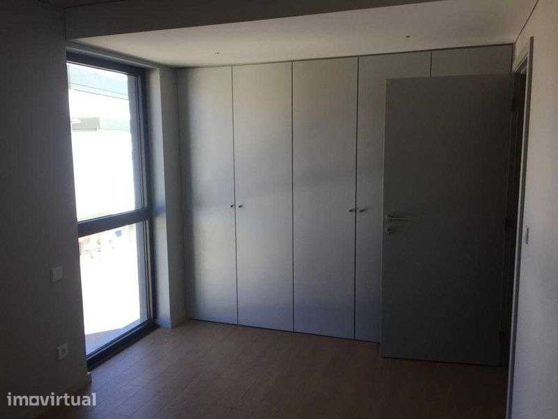 Apartamento T1 Duplex no centro de Estarreja - Grande imagem: 4/9