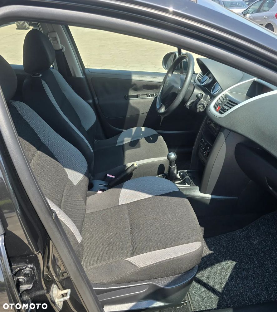 Peugeot 207 75 Tendance - 10