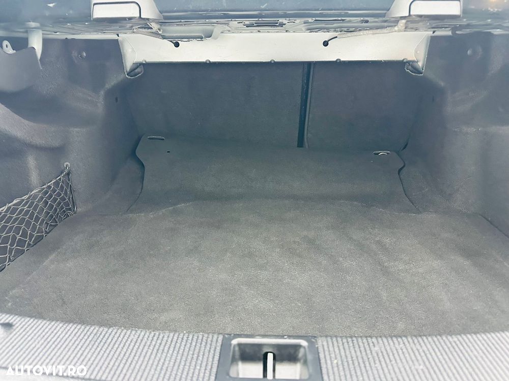 Mercedes-Benz C 220 CDI 7G-TRONIC Avantgarde Edition - 17