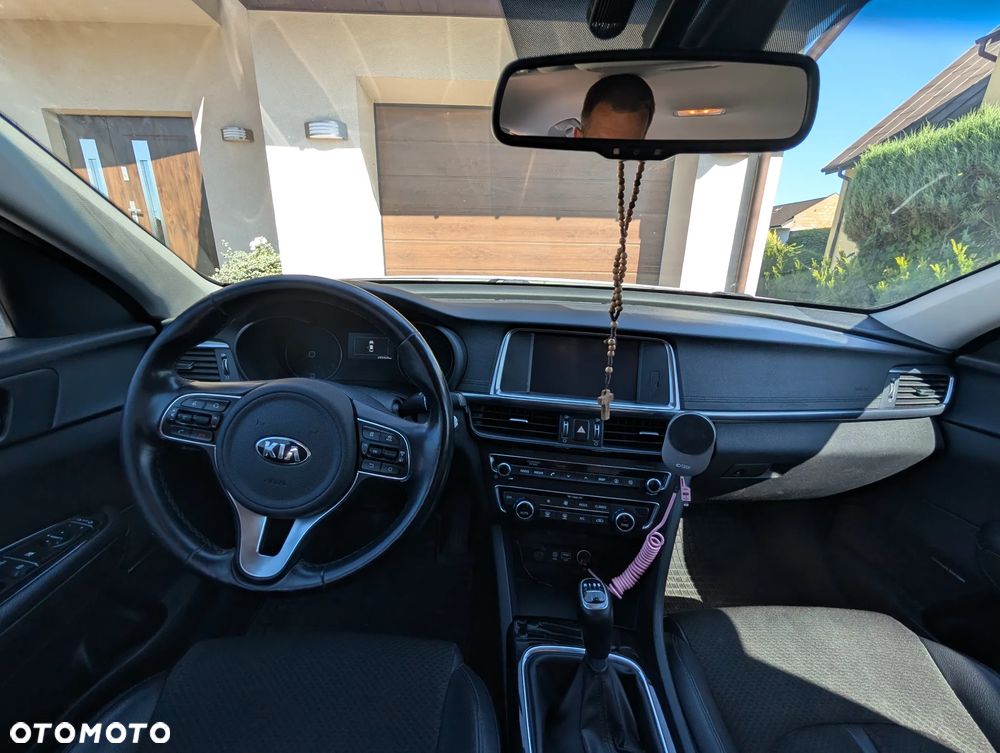 Kia Optima 1.7 CRDI L - 12