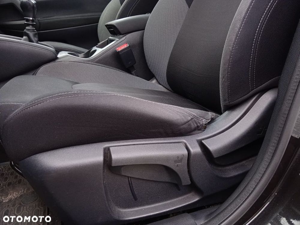 Nissan Qashqai 1.6 DIG-T N-Connecta - 31