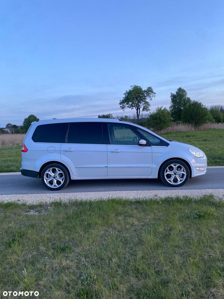 Ford Galaxy 2.0 TDCi Titanium - 17