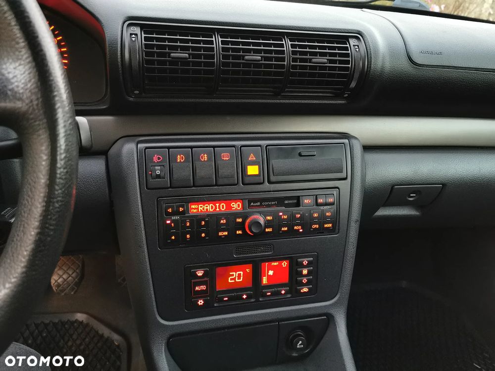 Audi A4 Limousine - 25