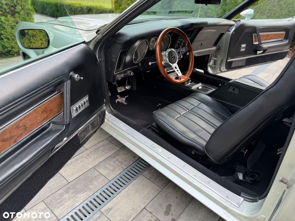 Ford Mustang - 12
