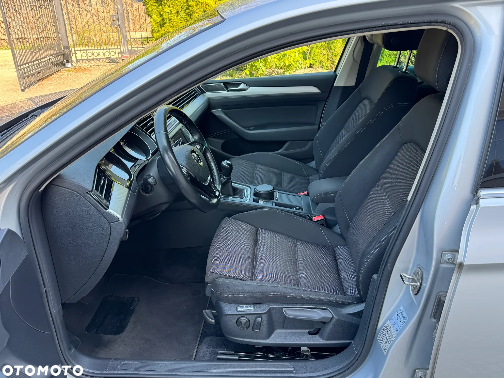 Volkswagen Passat 1.4 TSI BMT ACT Comfortline - 10