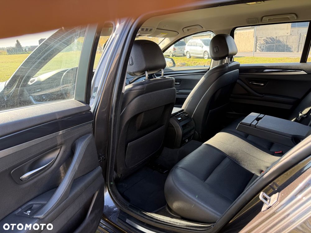 BMW Seria 5 520i Modern Line - 22