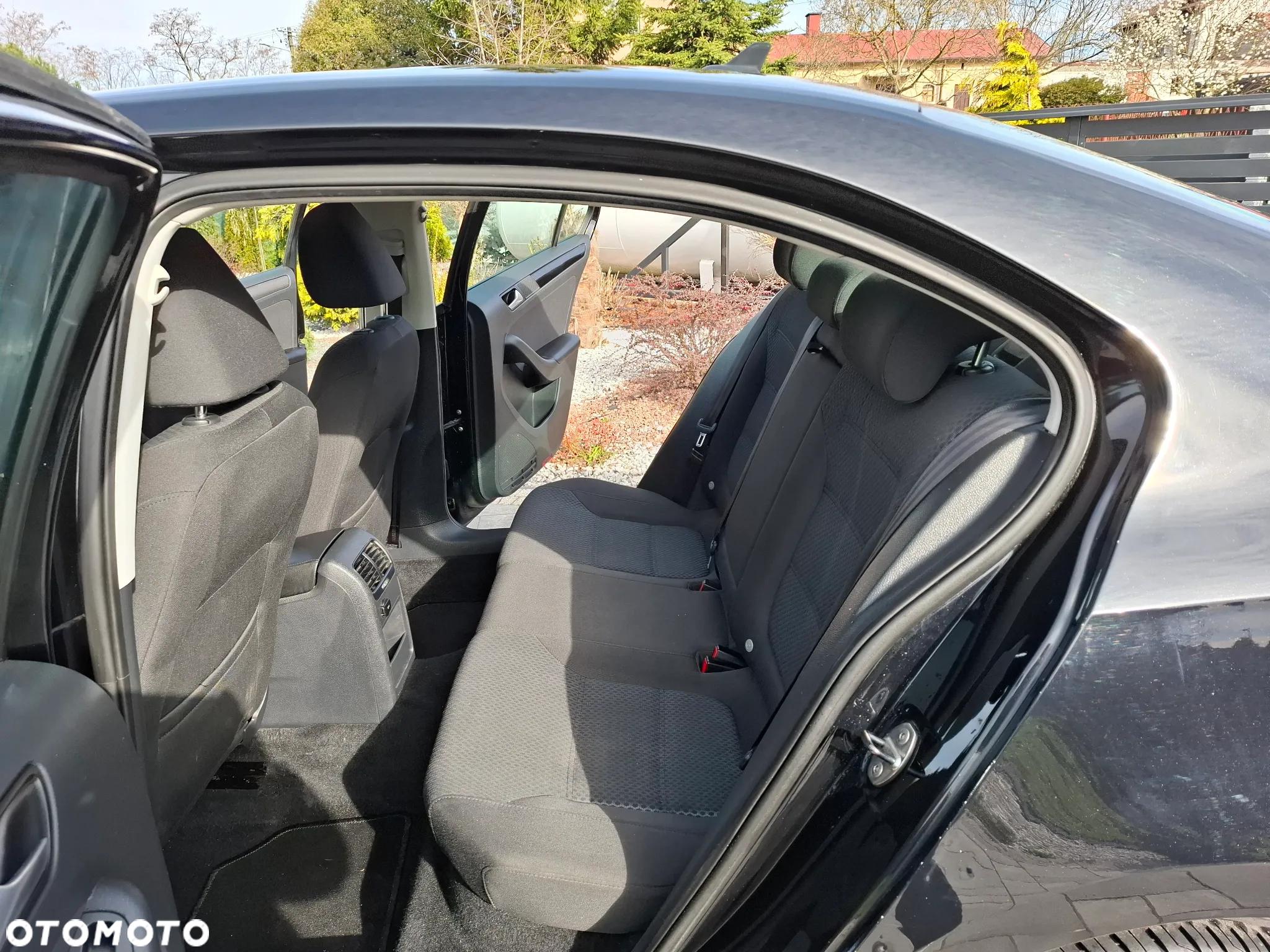 Volkswagen Jetta 1.6 TDI Comfortline - 19