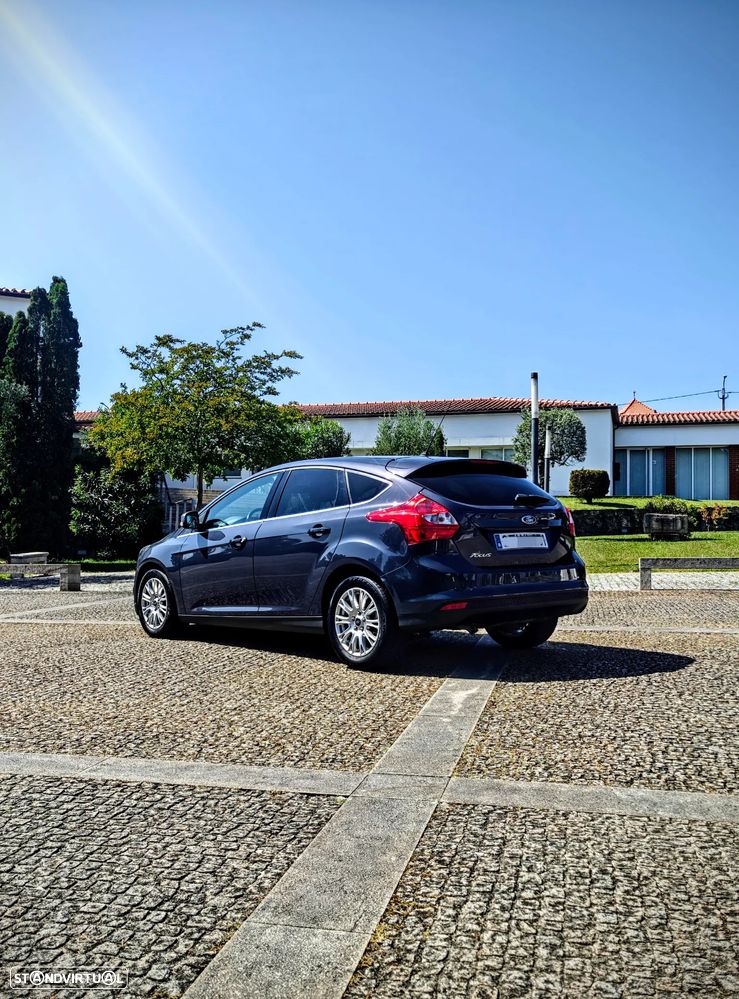 Ford Focus 1.6 TDCi DPF Titanium - 5