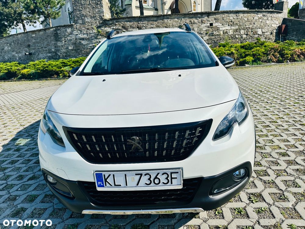 Peugeot 2008 1.2 Pure Tech GPF Allure S&S EAT6 - 2