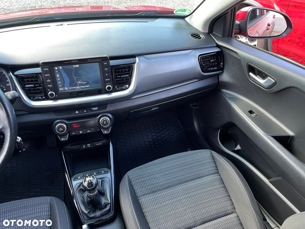 Kia Stonic - 33