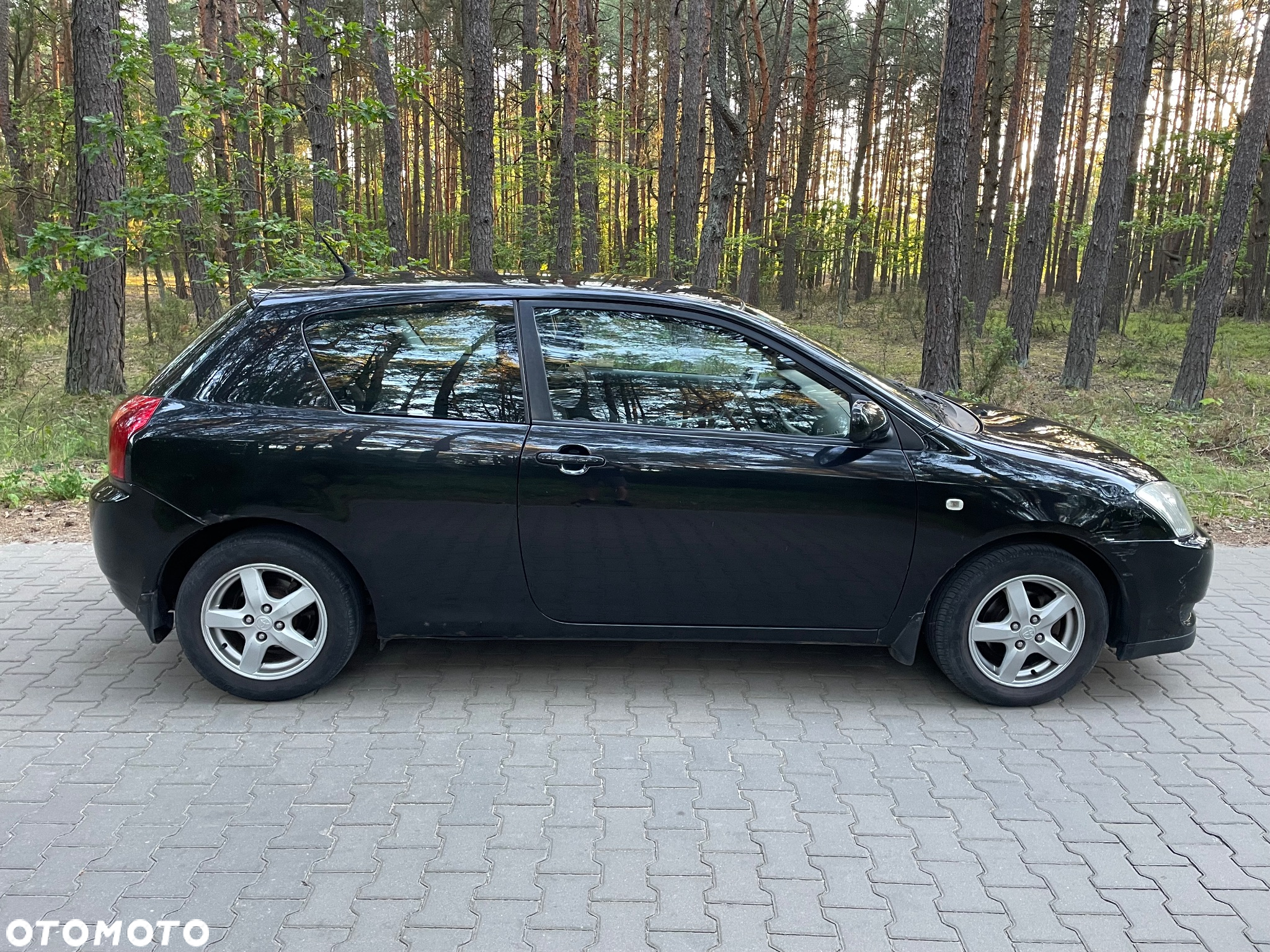 Toyota Corolla 1.6 VVT-i Sol - 3
