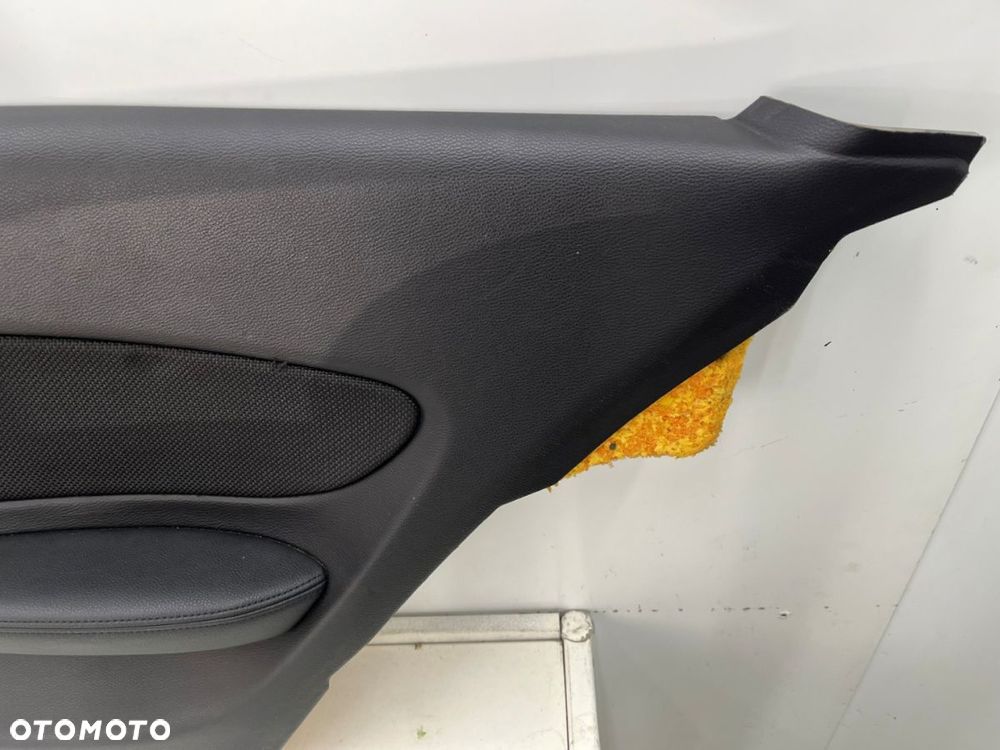 Tapicerka BMW E81 3Drzwi E82 Coupe M-pakiet 04-11r. lewy prawy tylny boczek tył KOMPLET - 12