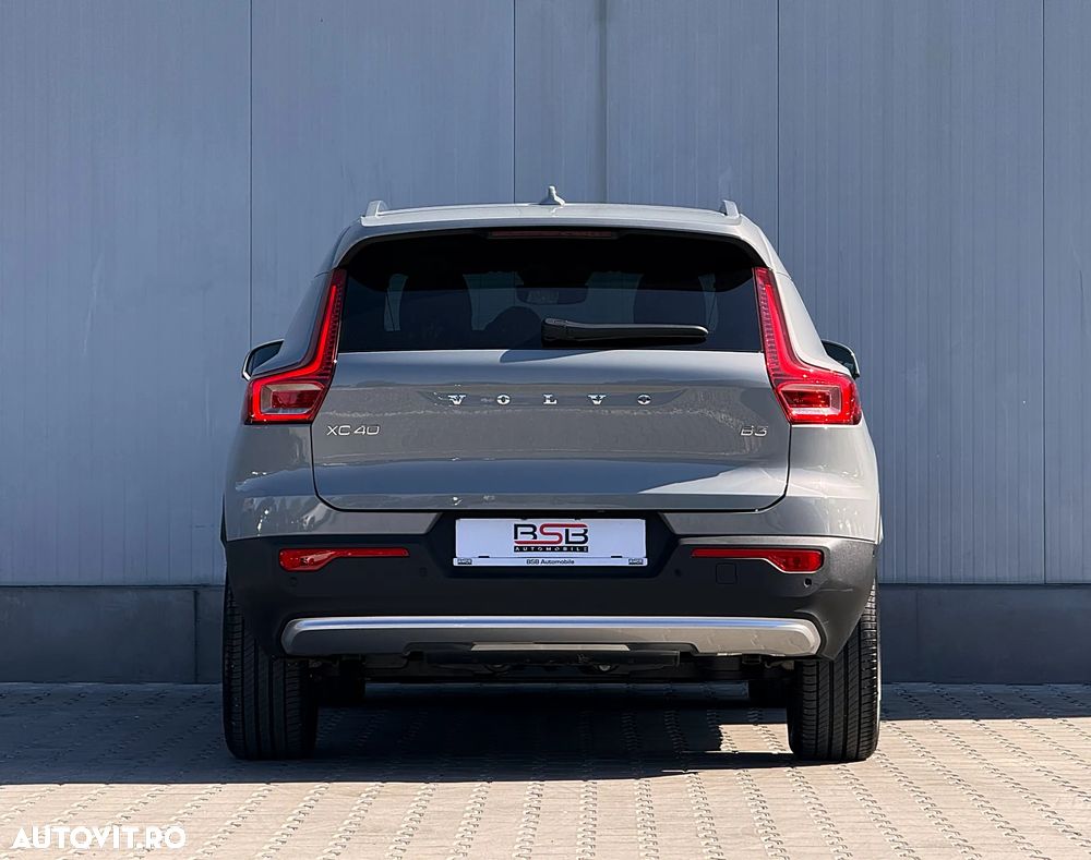 Volvo XC 40 B3 B DKG Plus Bright - 8