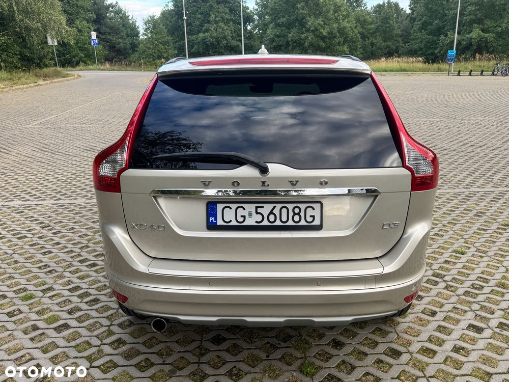 Volvo XC 60 D3 Geartronic Momentum - 8