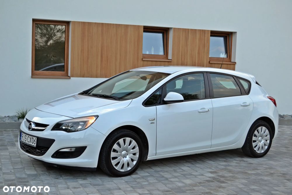 Opel Astra - 1