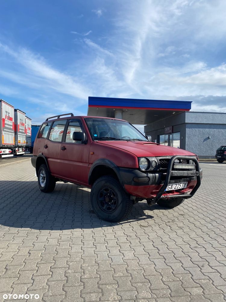 Nissan Terrano II 2.4 S - 3