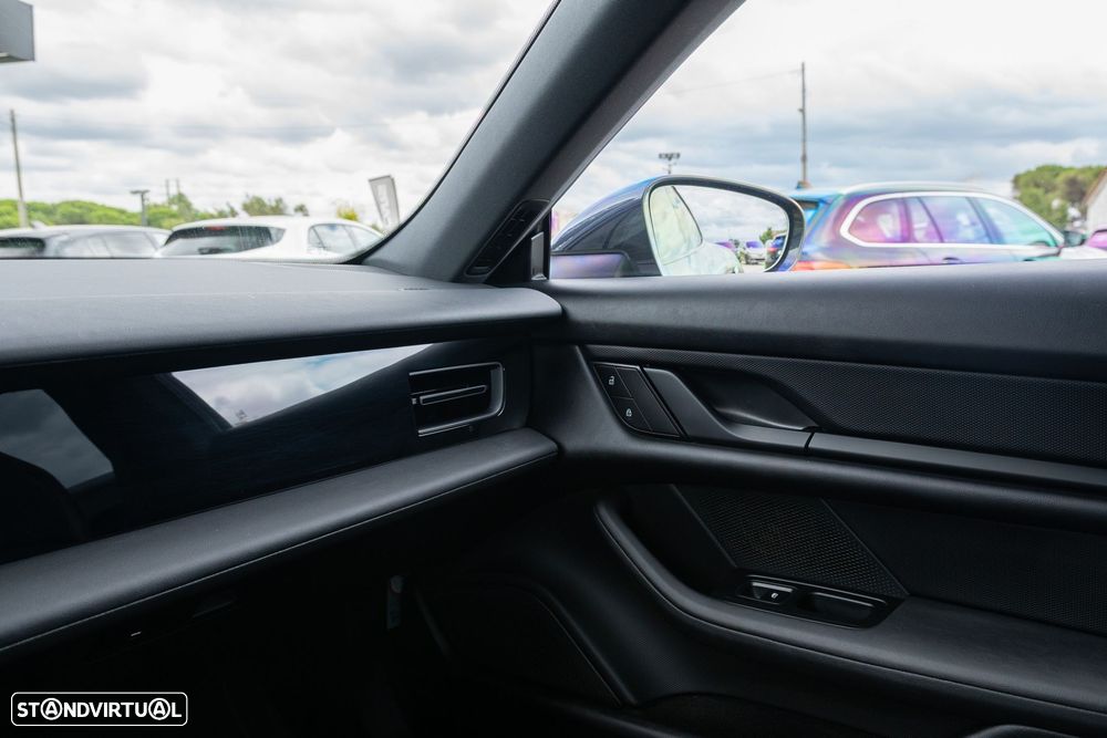 Porsche Taycan Bateria Performance Plus - 29