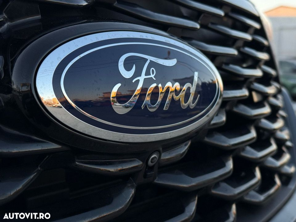 Ford Explorer - 8