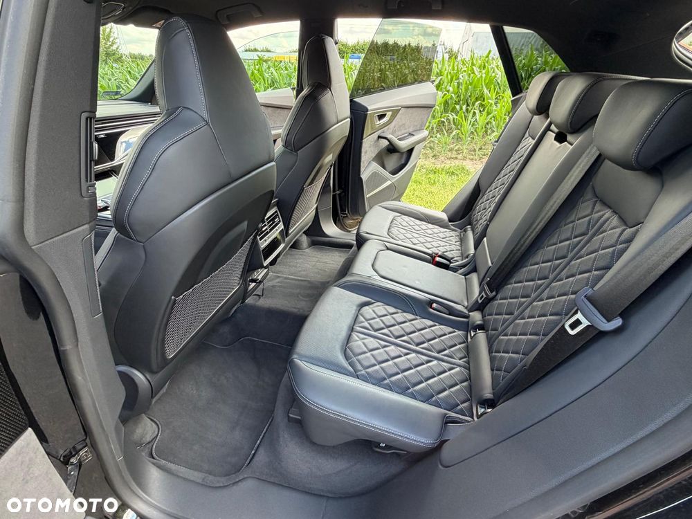 Audi SQ8 - 7