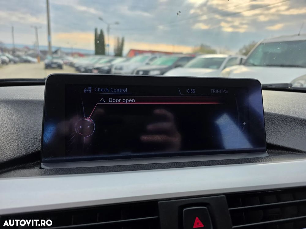 BMW Seria 3 320d DPF Aut. - 20