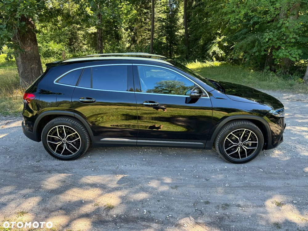 Mercedes-Benz EQA 350 66.5kWh 4-Matic AMG Line - 14