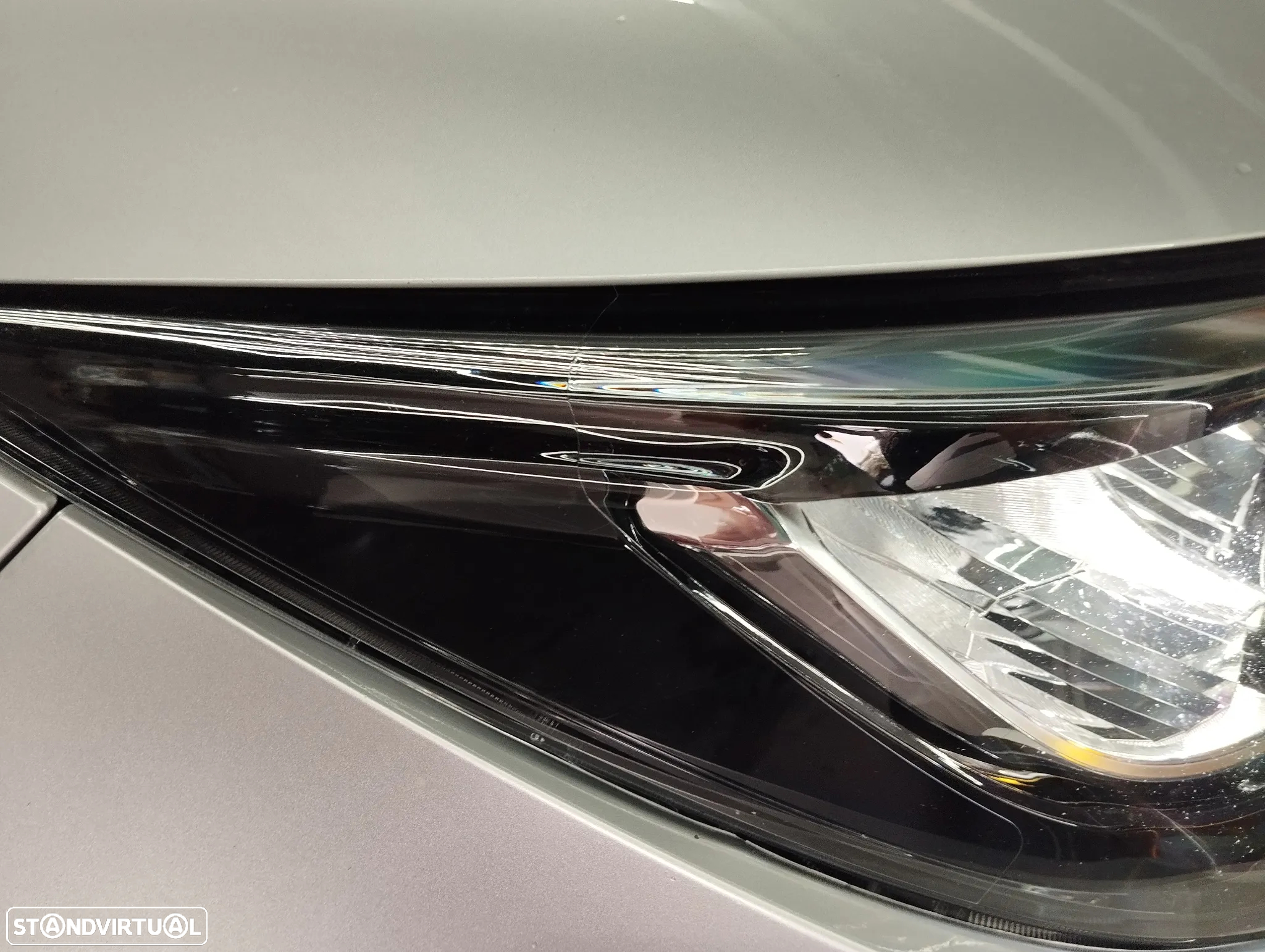 Toyota Corolla 1.8 Hybrid Comfort - 9