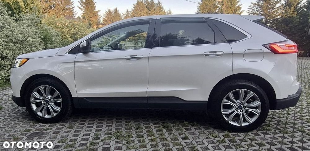 Ford Edge - 8