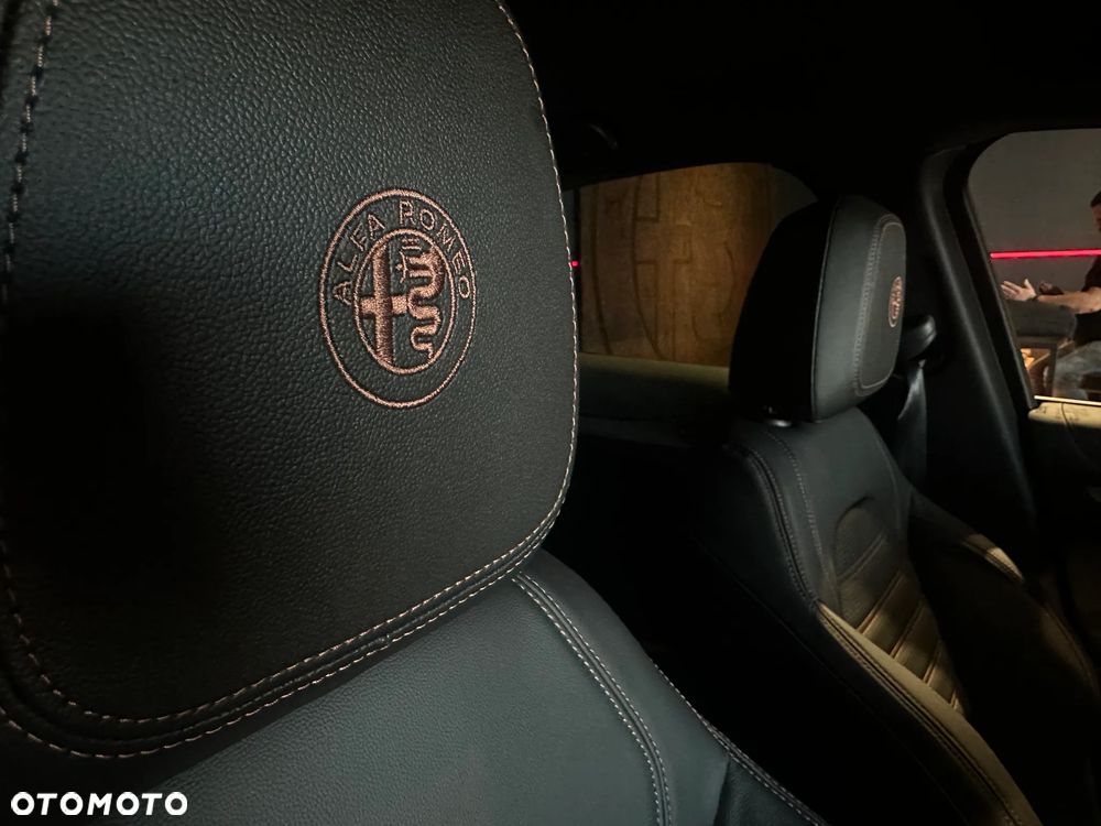 Alfa Romeo Stelvio 2.0 Turbo Intensa Q4 - 9