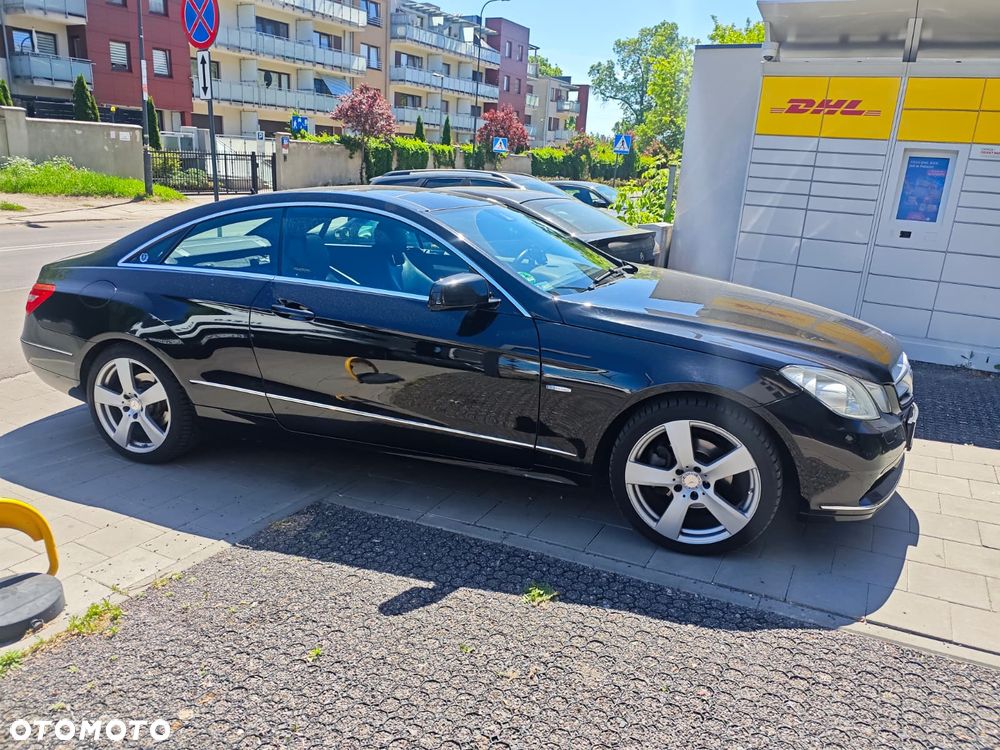 Mercedes-Benz Klasa E 250 CGI BlueEFFICIENCY Automatik Avantgarde - 39