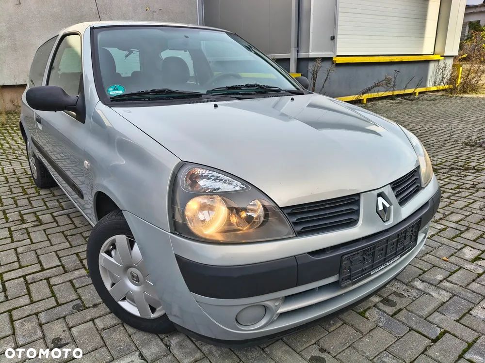 Renault Clio 1.2 16V 75 Expression - 1
