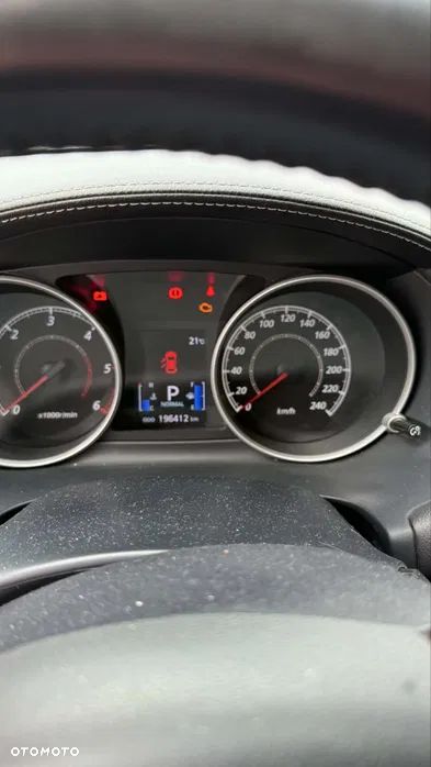 Mitsubishi Outlander - 7